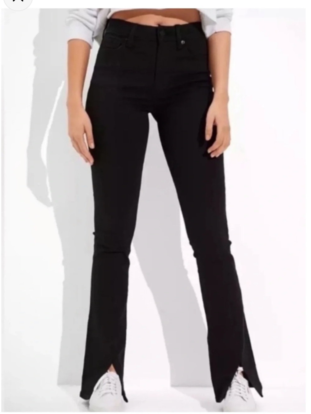 American Eagle High-Rise Black kick skinny Split-Hem Jeans in size 8 long